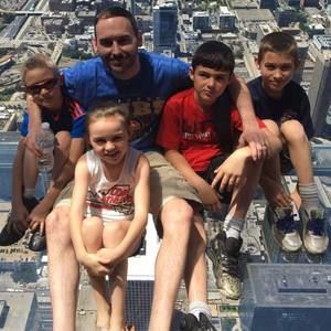 Meet your Posher, Thomas